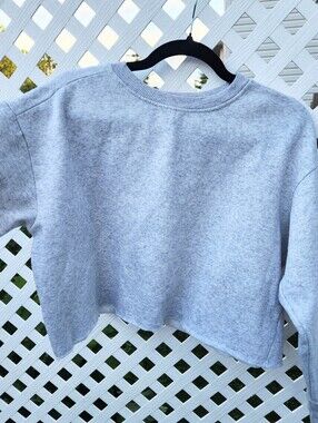 Jo & Co Oversized Comfy Grey Cropped Crew Neck Sweat Shirt Size Medium Normcore
